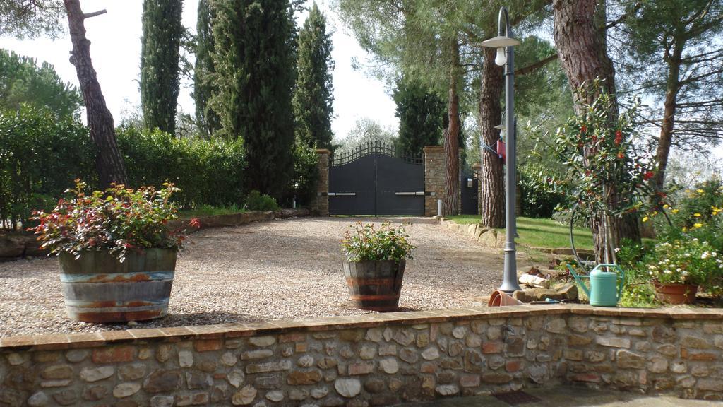 Il Fienile Holiday Home Le Fornacette Εξωτερικό φωτογραφία