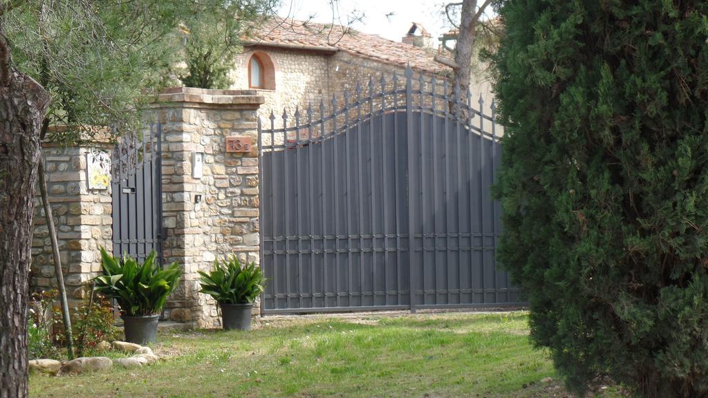 Il Fienile Holiday Home Le Fornacette Εξωτερικό φωτογραφία